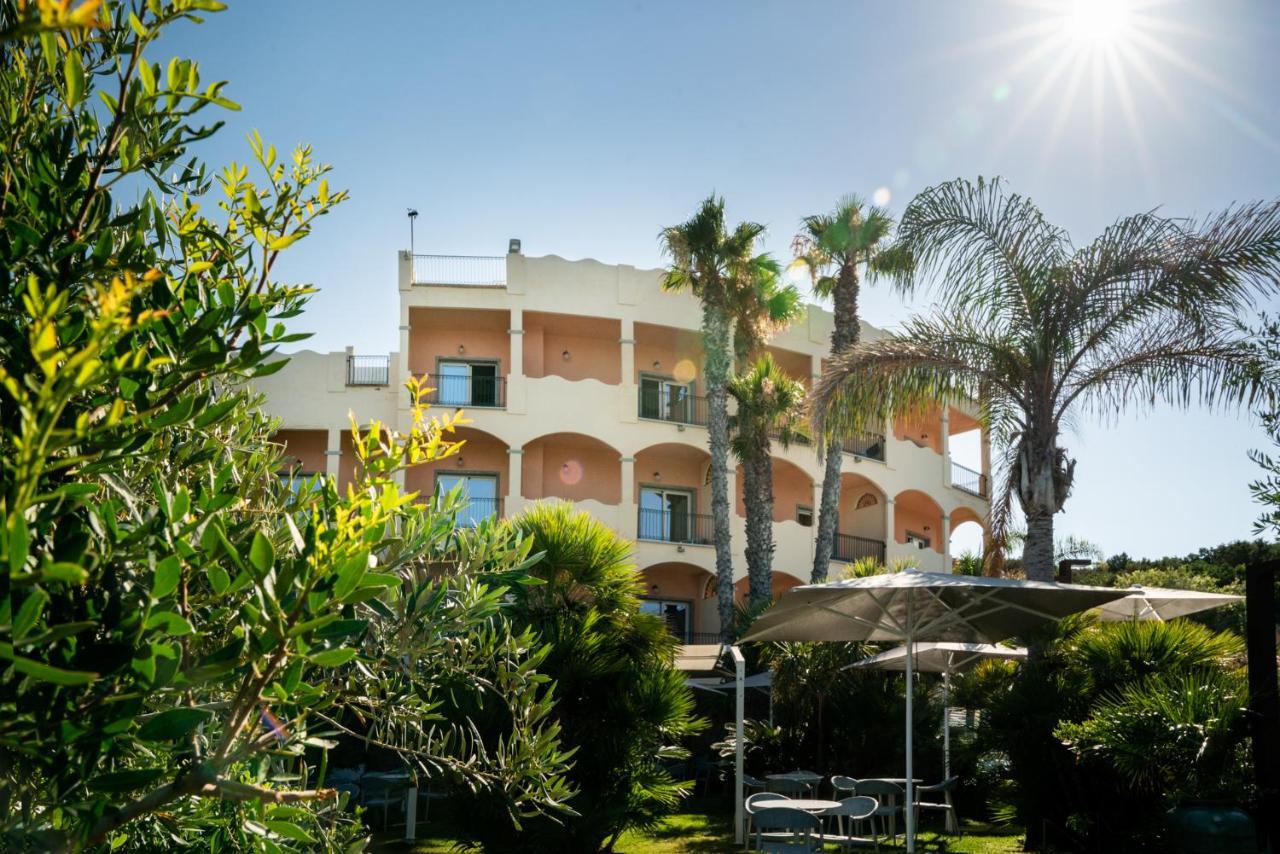 Stella Maris Hotel Villasimius Exterior photo